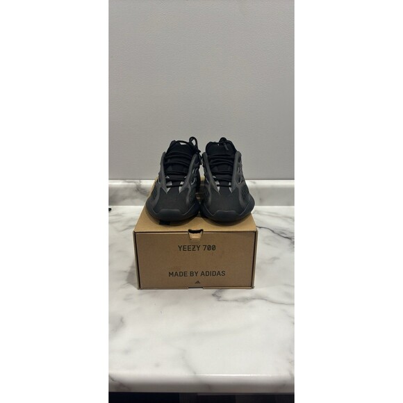 Size 9.5 - adidas Yeezy 700 V3 Dark Glow